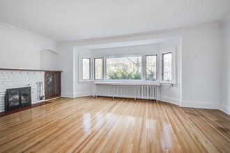 105 Hillsdale Ave W in Toronto, ON - Building Photo - Building Photo