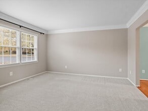 8403 Thompson Rd in Annandale, VA - Building Photo - Building Photo