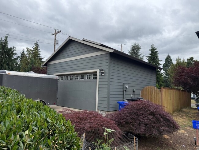 19079 Rose Rd in Oregon City, OR - Building Photo - Building Photo
