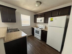 714 S Thomas Ave in Springfield, MO - Building Photo - Building Photo
