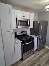 5052 Azalea Dr, Unit 5563 Stream Lne in Pittsburgh, PA - Building Photo - Building Photo