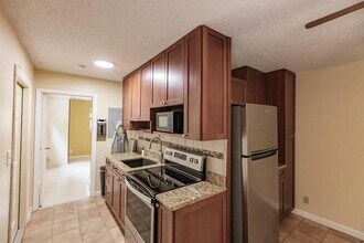 1786 SW 22nd St, Unit 3 in Fort Lauderdale, FL - Building Photo - Building Photo