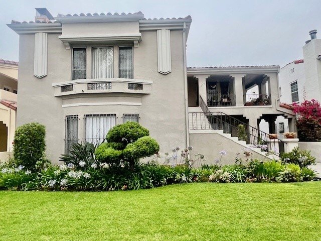 property at 1039 S Alfred St