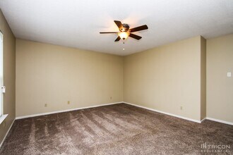 1392 Lavender Dr in Greenfield, IN - Building Photo - Building Photo