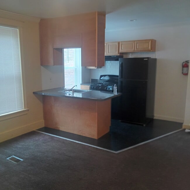 1419 Kaighn Ave, Unit Fl 2 in Camden, NJ - Building Photo - Building Photo