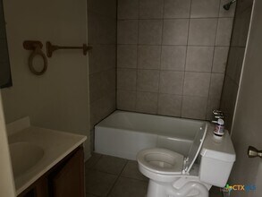 903 N Main St in Copperas Cove, TX - Building Photo - Building Photo