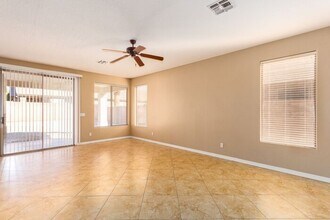 3556 E Hampton Ln in Gilbert, AZ - Building Photo - Building Photo
