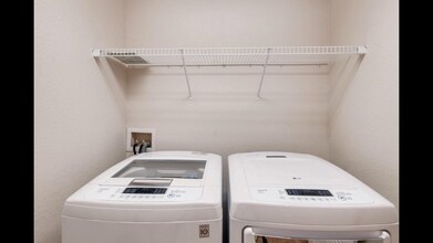 324 E Fountain Blvd in Colorado Springs, CO - Building Photo - Building Photo