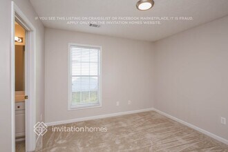 2010 Charleston Oak Cir in Lawrenceville, GA - Foto de edificio - Building Photo