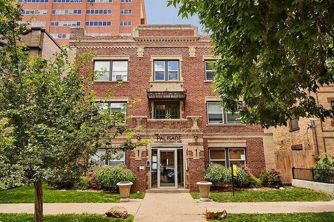 Palisade Apartments