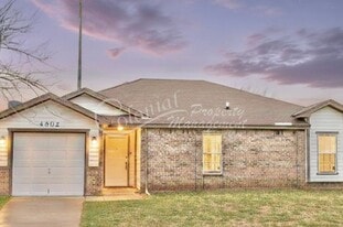 4602 Greyhound Dr in Killeen, TX - Building Photo