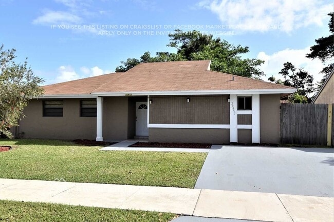 property at 20957 SW 124th Ave Rd