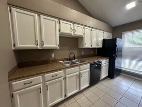 5123 Ridgecrest Dr in Wichita Falls, TX - Building Photo - Building Photo