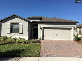 4304 Summer Breeze Way in Kissimmee, FL - Building Photo