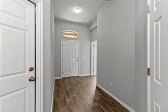 100 Grouger Cv in Leander, TX - Building Photo - Building Photo