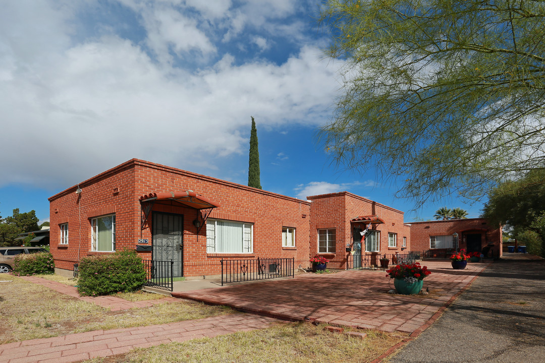 2915-2921 E 10th St in Tucson, AZ - Building Photo