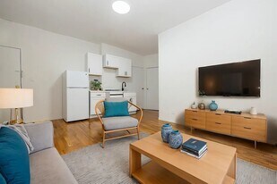 244 W 64th St in New York, NY - Building Photo