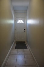 3348 Conrad St, Unit 2350 in Philadelphia, PA - Building Photo - Building Photo
