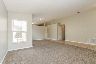 8664 Wellington Loop in Kissimmee, FL - Building Photo - Building Photo