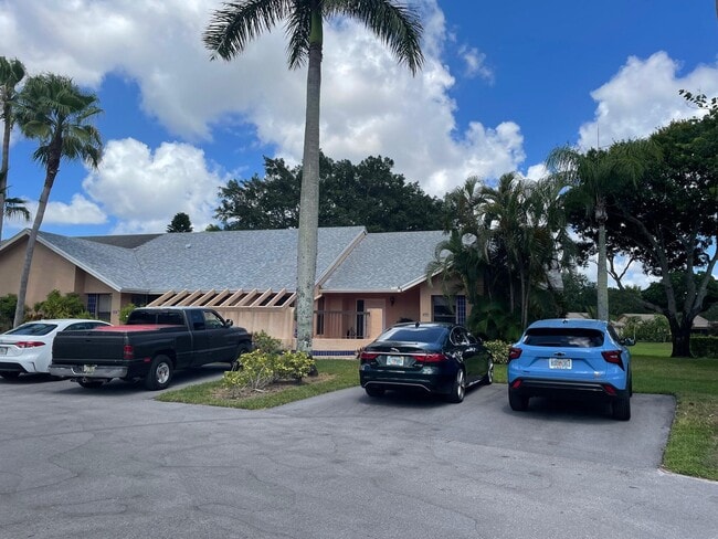 10798 Waterberry Dr in Boca Raton, FL - Building Photo - Building Photo