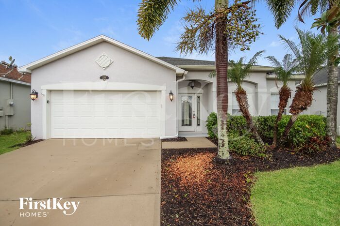 2298 Maeve Cir in West Melbourne, FL - Building Photo
