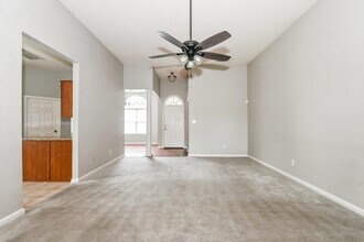 1216 Jackson Pond Cir in Cordova, TN - Building Photo - Building Photo