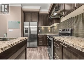 1460 Southview St in Coquitlam, BC - Building Photo - Building Photo