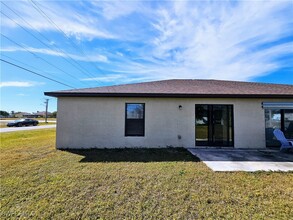 943 Skyline Blvd in Cape Coral, FL - Building Photo - Building Photo