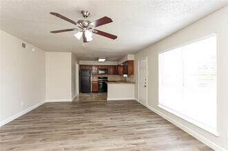 8913 Doliver Dr in Rowlett, TX - Building Photo - Building Photo