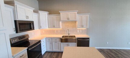 109 Kenner Lp in Bismarck, ND - Building Photo - Building Photo