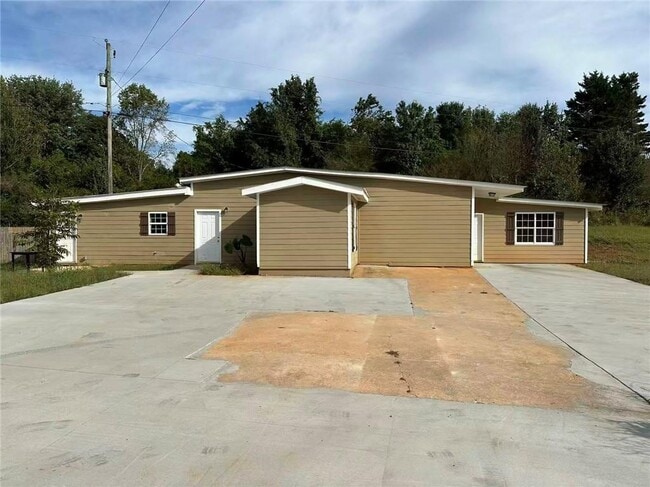 property at 5755 Parks Rd
