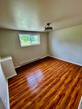 931 E Clay St, Unit 931A Lower in Whitewater, WI - Foto de edificio - Building Photo