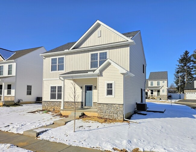 398 Hensley St in Lititz, PA - Building Photo - Building Photo