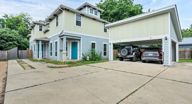 507 W N Loop Blvd