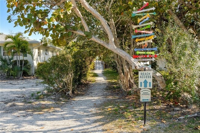 property at 424 Lagoon Dr