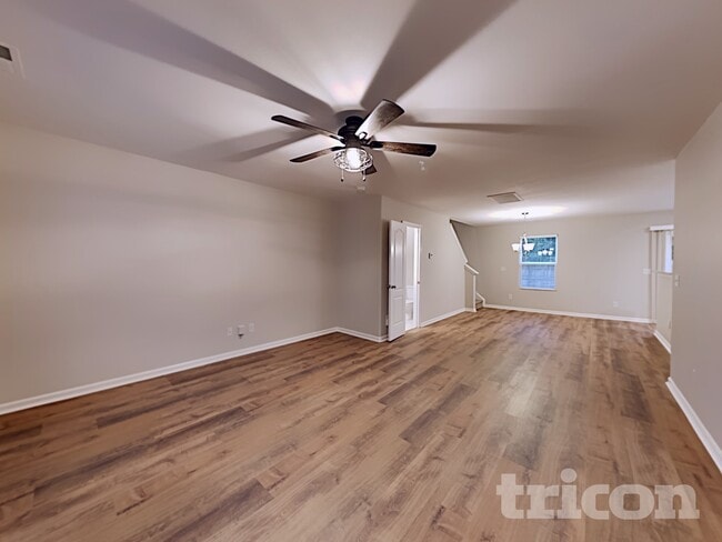 933 Joselynn Drive in Gastonia, NC - Foto de edificio - Building Photo