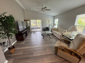 304 Acadia Dr in Kissimmee, FL - Building Photo - Building Photo
