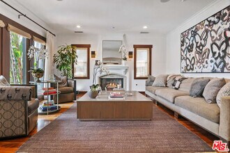 14318 Valley Vista Blvd in Los Angeles, CA - Building Photo - Building Photo