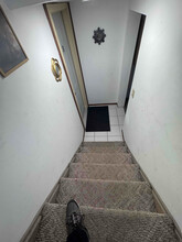 416 Pearl St-Unit -B (All utilities included in rent) in Yankton, SD - Building Photo - Building Photo