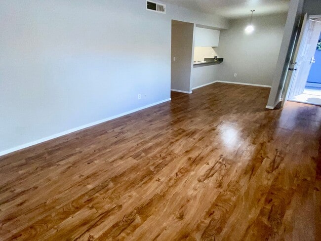 property at 1402 E Guadalupe Rd