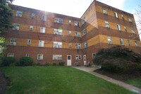 Wellesley Place in Pittsburgh, PA - Foto de edificio - Building Photo