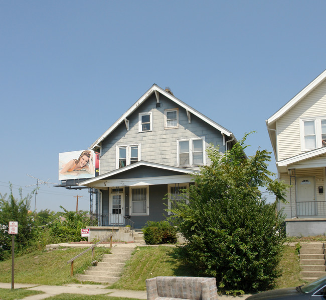 12-14 Olentangy St in Columbus, OH - Foto de edificio - Building Photo