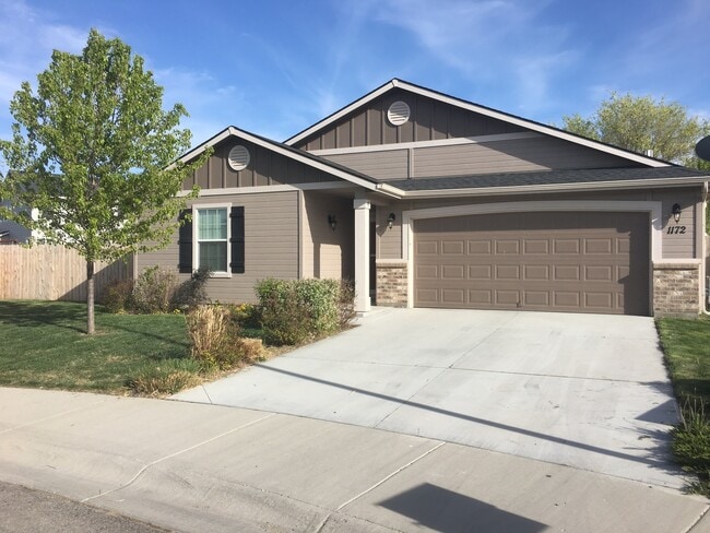 property at 1172 S Wiston Pl