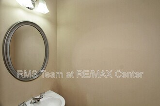 3029 Woodwalk Dr in Atlanta, GA - Foto de edificio - Building Photo