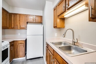 1300 Washington Ave. in Baraboo, WI - Building Photo - Building Photo