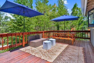 2216 Maplewood Way in Pine Mountain Club, CA - Building Photo - Building Photo