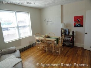 402 Highland Ave, Unit #32 in Somerville, MA - Foto de edificio - Building Photo