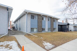 309-313 3 Av NE in Calgary, AB - Building Photo