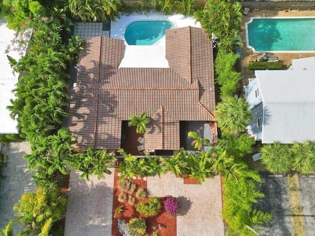 1418 NE 56th Ct in Fort Lauderdale, FL - Building Photo - Building Photo