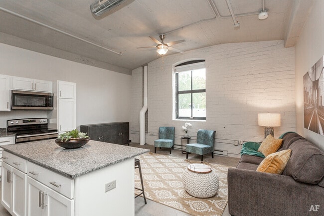 property at 736 Federal St